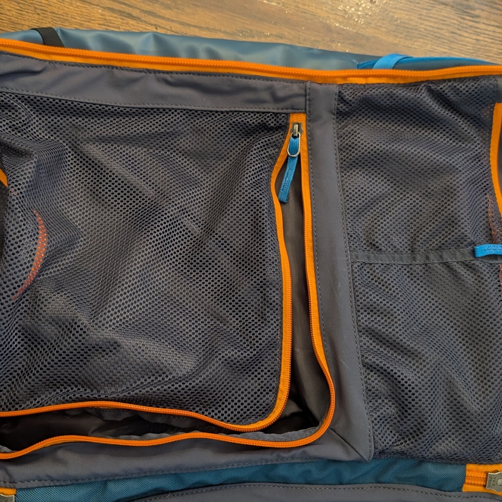 Cotopaxi Blue Alpa 35L Travel Backpack - Picture 3 of 7